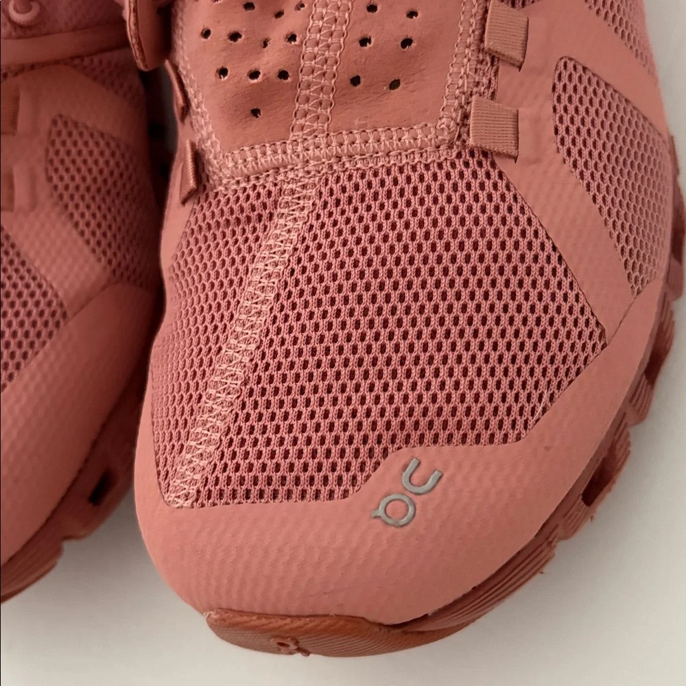 On Cloud 5 Women’s Running Shoes Sneakers Monochrome Rose Speed Laces size 9 - Picture 11 of 15